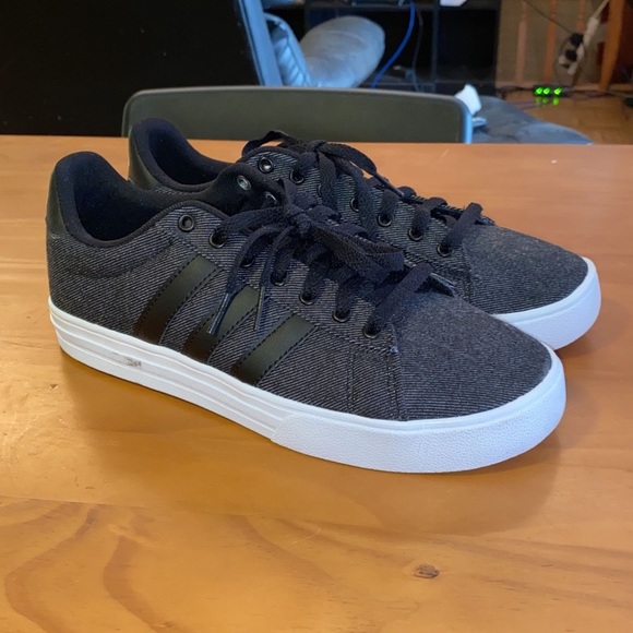 Men’s Adidas Ortholite Float Shoes - Picture 1 of 4